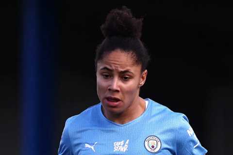 Who is Manchester City and England star Demi Stokes and why is she not playing at the 2023 FIFA..