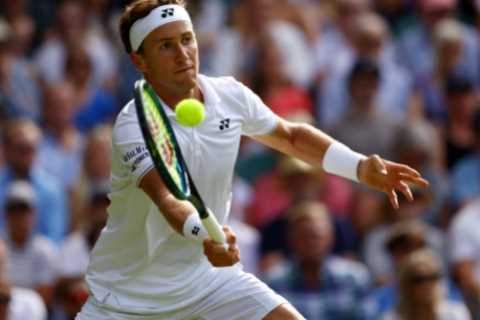 Brit Liam Broady’s stunning girlfriend celebrates as he knocks out Wimbledon No4 seed Ruud in..