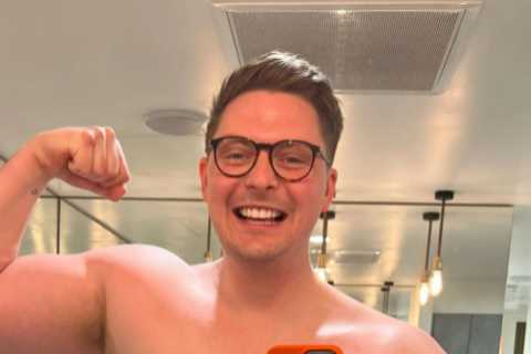 Love Island’s Dr Alex shows off amazing weight loss as he celebrates a year sober