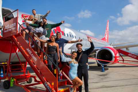 Love Island’s finalists greeted by their friends and family as they touch down in the UK