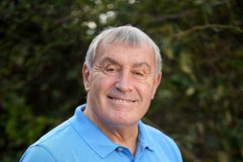 England’s Peter Shilton sent a threatening voicemail after hitting out at Liverpool fans over..