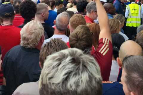 Arsenal Premier League Opener Delayed by 30 Minutes Due to Ticketing System Failure