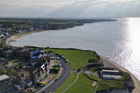 Seaside Town Overrun by 'Hipsters' as House Prices Double