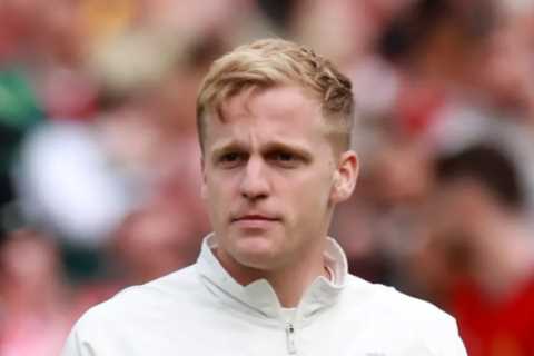 Man Utd Defeat Everton 2-0 in Behind-Closed-Doors Friendly as Van de Beek Makes Rare Start