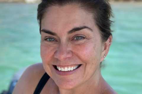 Amanda Lamb dazzles fans with ‘ageless’ bikini pics after teasing epic return to A Place in the Sun