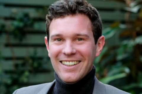 Why does Jack Brooksbank not have an official royal title?