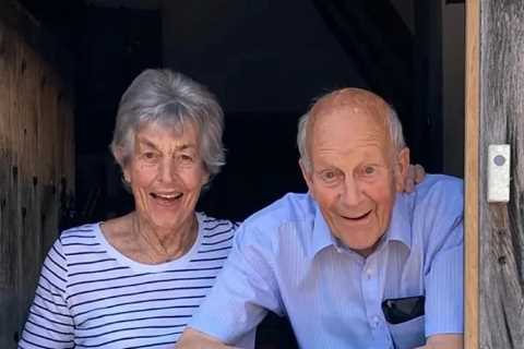 Phil Spencer’s heartbreaking statement in full as Location, Location, Location star mourns parents’ ..