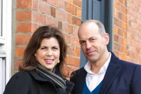 Kirstie Allsopp pays heartbreaking tribute to Phil Spencer’s parents after they are both tragically ..