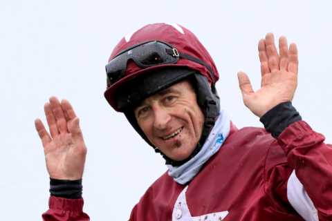 Legendary Jumps Jockey Davy Russell to Make Sensational Comeback in Doncaster Charity Race