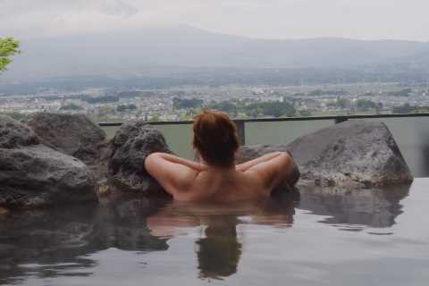 Jane McDonald strips naked in daring new travel series – insisting ‘I’ll never look this good again!