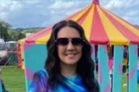 GMB’s Laura Tobin shows off incredible figure in skintight dress as she parties at festival