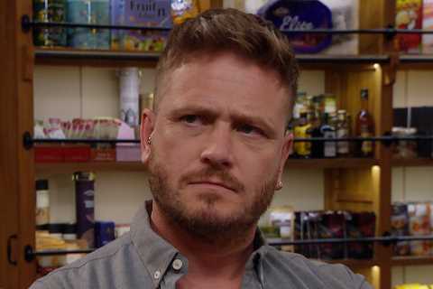 Emmerdale fans fume soap is in crisis as FOUR stars quit within weeks