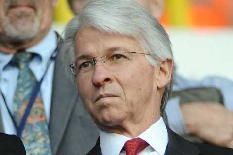 Former Arsenal Chief Reveals Secrets of Failed Suarez Bid and Criticizes Manchester United's..