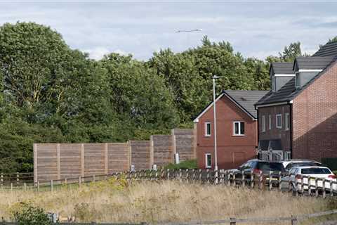 Woman buys home next to M1 for £225k, sees value soar by £50k
