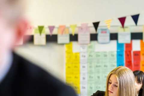 Thousands of disadvantaged kids to benefit from top Eton College teachers in £3m plan