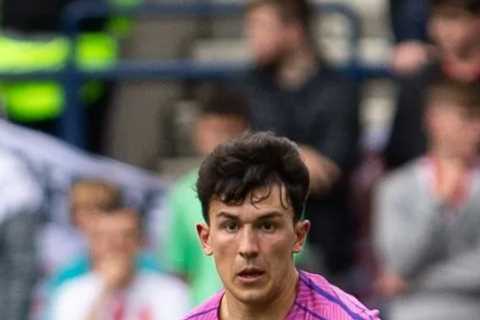 Heroic Sunderland Star Rescues Drowning Dog at Beach
