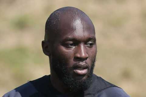 Chelsea and Roma Reach Agreement for Lukaku’s Loan Move with Lower Wages
