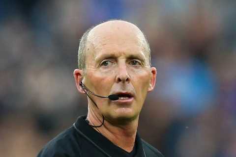 I’m a former Premier League ref – Sir Alex never gave me the hairdryer but it’s absurd to say Man..
