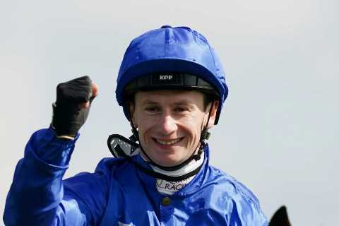 Forgotten superstar set to make audacious comeback after illness