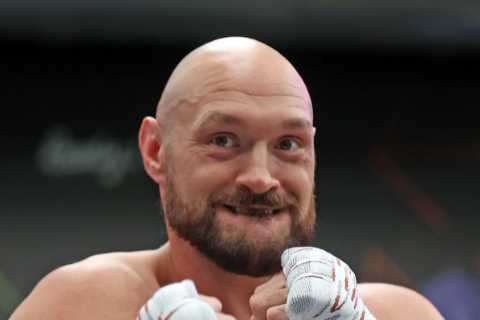 Tyson Fury Calls for Two-On-One Tag-Team Match Against Anthony Joshua and Oleksandr Usyk