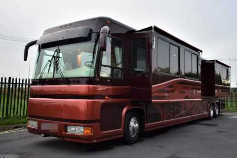 Inside Jenson Button’s Luxury Motorhome for Sale at a Bargain Price – Featuring Outdoor Patio and..