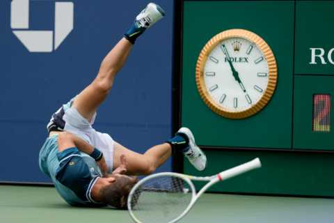 Classy Andy Murray Rushes to Check on Injured US Open Opponent