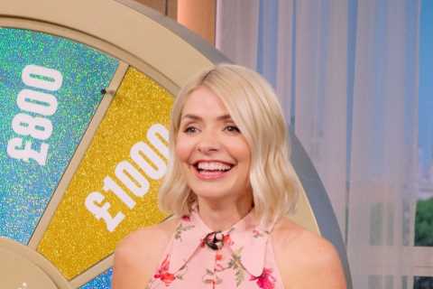 Holly Willoughby Takes Centre Stage on This Morning as New Trailer Promotes Her as 'Queen Bee'