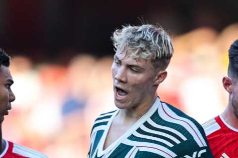 Man Utd fans praise Casemiro for inspiring new signing Rasmus Hojlund in Arsenal clash