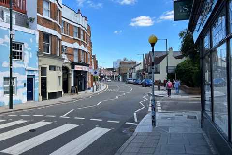 'Secret' Village in the Heart of London Shuns Supermarkets for Local Shops