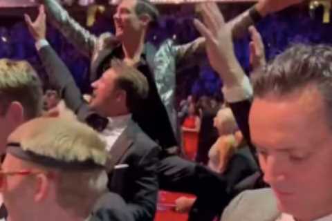 EastEnders Stars Go Wild at National Television Awards