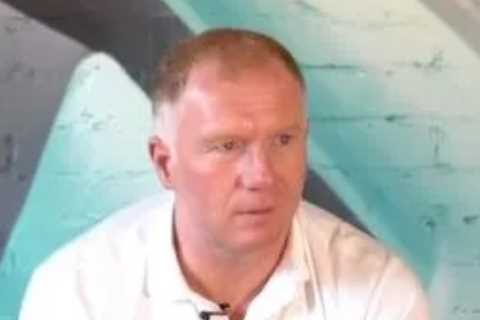 Liverpool Fans Praise Paul Scholes' Humility in Comparing Himself to Gerrard