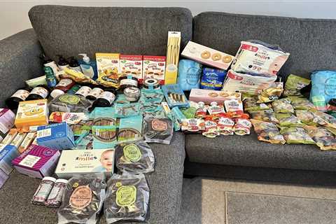 M&amp;S shoppers show off piles of essentials as prices slashed – NOTHING costs more than 30p