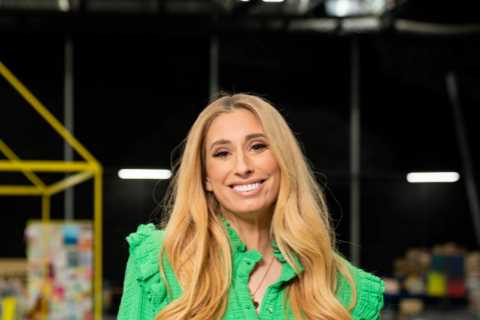 Stacey Solomon Enlists Mrs Hinch to Help on Sort Your Life Out