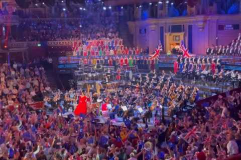 Rishi Sunak hits back at Remoaners after EU flag protest at Last Night Of The Proms