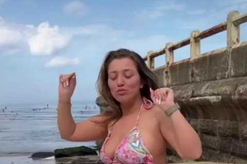 Bethan Kershaw praised for body-positive message in thong bikini
