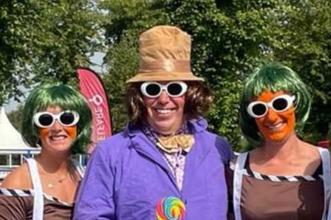 Who’s the British horse trainer with £16m winnings and Olympic gold medallist dad looking hilarious ..