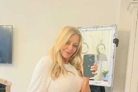 Carol Vorderman flaunts award-winning figure in stunning outfit
