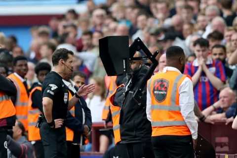 Landmark VAR Decision Leaves Fans Stunned at Aston Villa vs Crystal Palace