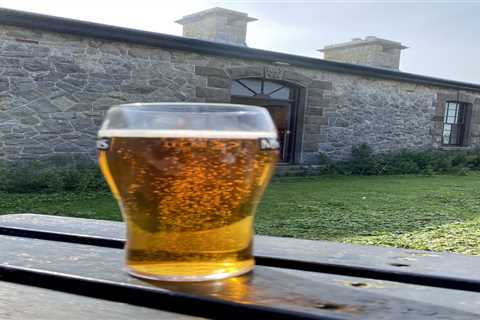 UK Pubs Squeeze Drinkers with Rising Beer Prices