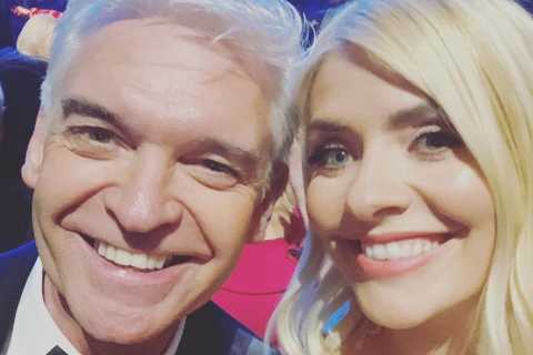 Phillip Schofield removes photos of himself and Holly Willoughby from Instagram after unfollowing..