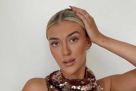 Love Island's Molly Marsh sparks split rumours as she takes a break with her family