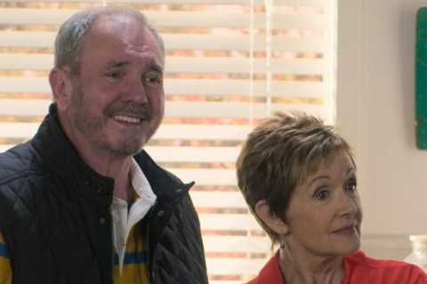 Neighbours fans left baffled by 'nonsensical' time jump and 'twisted' premiere