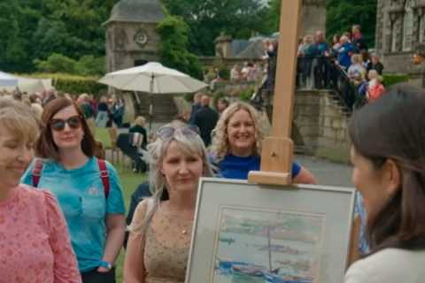 Antiques Roadshow guest stunned as old painting receives staggering valuation