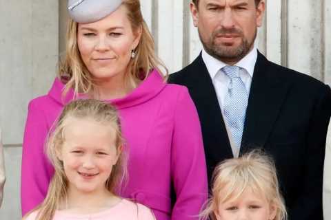 Who is Savannah Phillips and how old is she?
