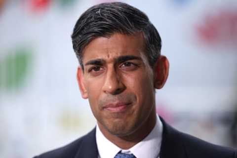 Rishi Sunak Delays Petrol and Diesel Car Ban as Tory MPs Support Rethink