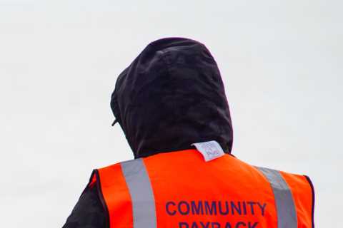 Yobs Forced to Clean Up Beaches in Community Payback Drive