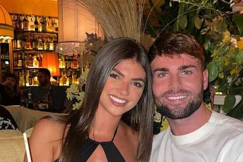 New Love Island Feud: Bitter Exes Trade Swipes Online - Despite Reunion Rumors