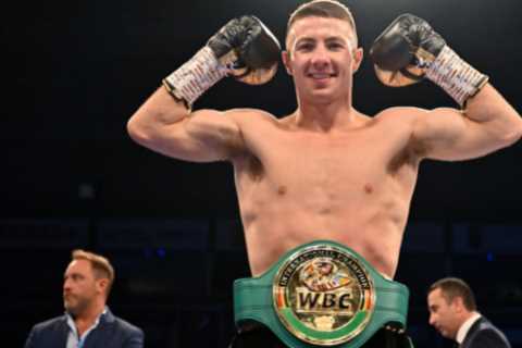 Rising boxing star Pierce O'Leary asks Conor McGregor to sponsor his Dublin homecoming