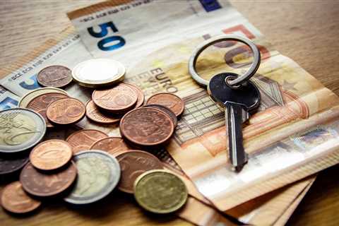 Woman Furious After Landlord Increases Rent By £200 a Month Without Discussion