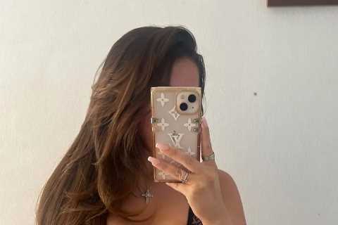 Towie Star Chloe Brockett Turns Heads in Plunging Bikini Snap